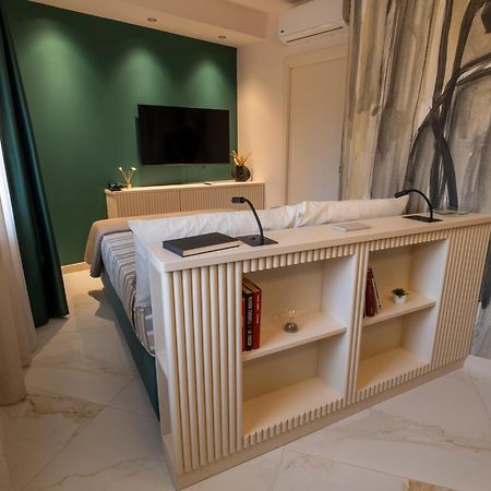 Lilyum Apartment Cagliari Bagian luar foto
