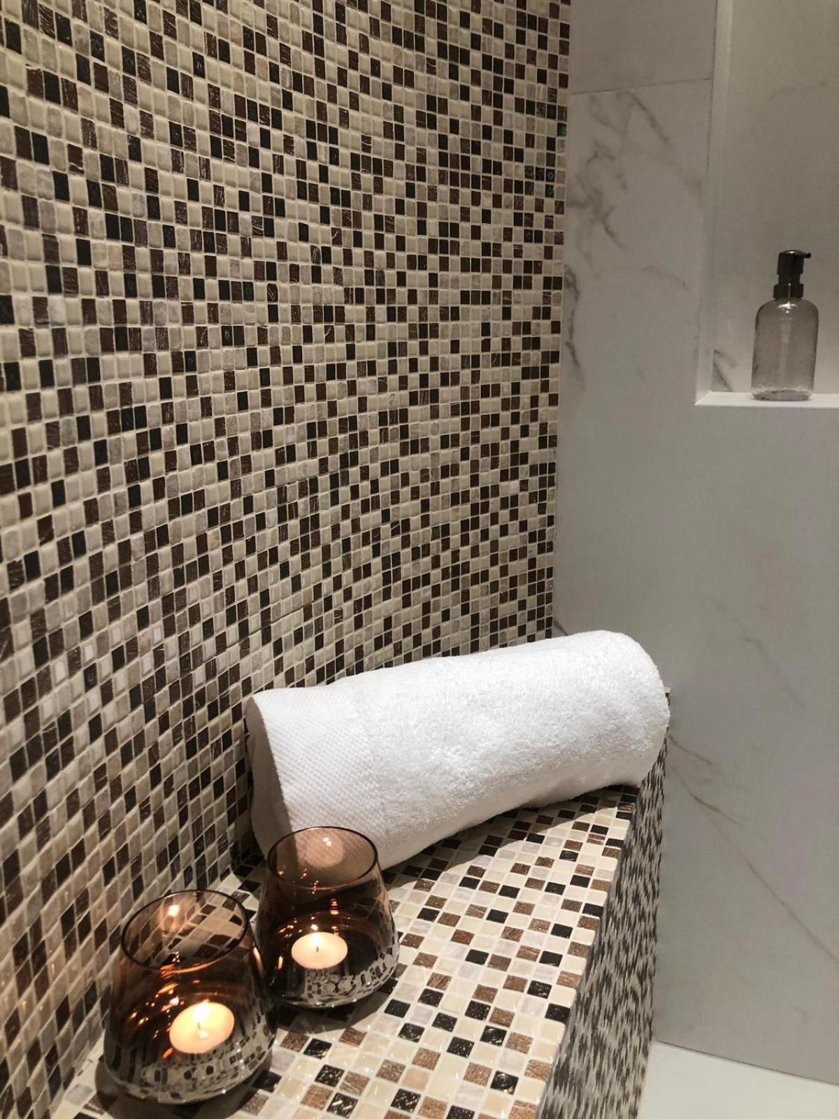 Lilyum Apartment Cagliari Bagian luar foto